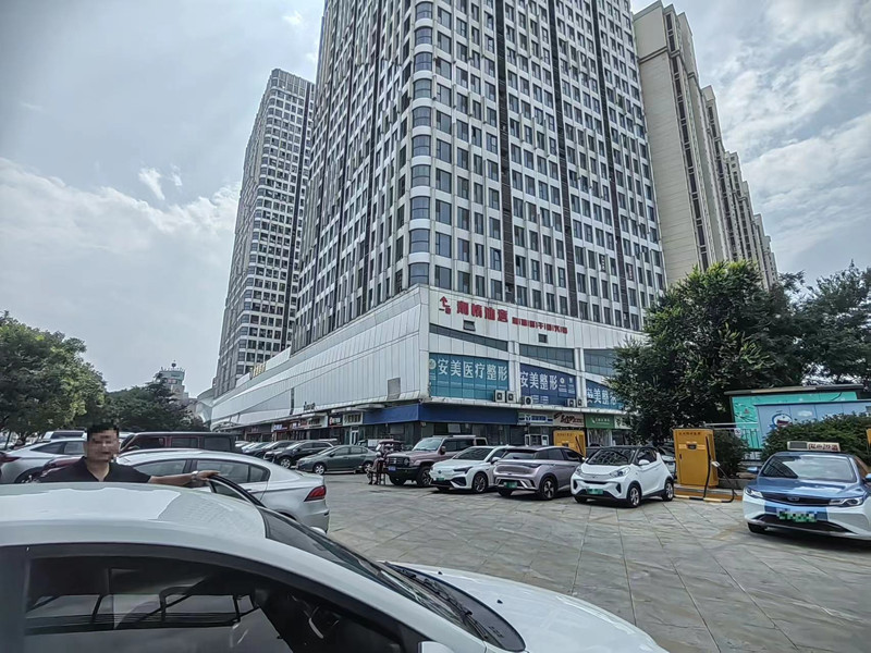 康姆勒新能源直流集中式充电桩：新能源汽车充电有辐射吗？