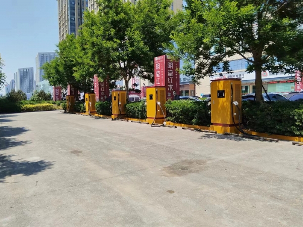 康姆勒新能源直流充电桩：加油站内设置汽车充电桩安全管理相关要求 