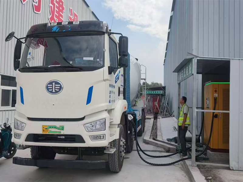 康姆勒新能源直流充电桩：超充对新能源汽车、充电标准的要求