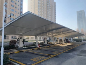 正元集团西和新城充电站