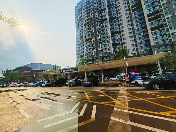 康姆勒重卡充电桩：车辆如何实现单双充电?